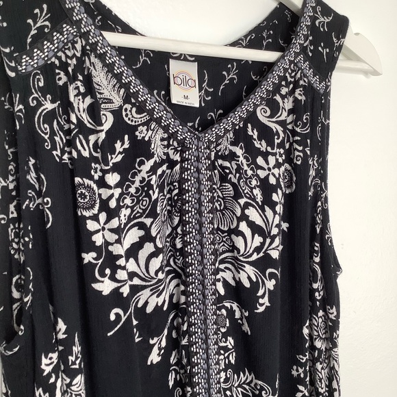 Bila Top Black And White Floral Swing Tank Medium - Picture 2 of 7